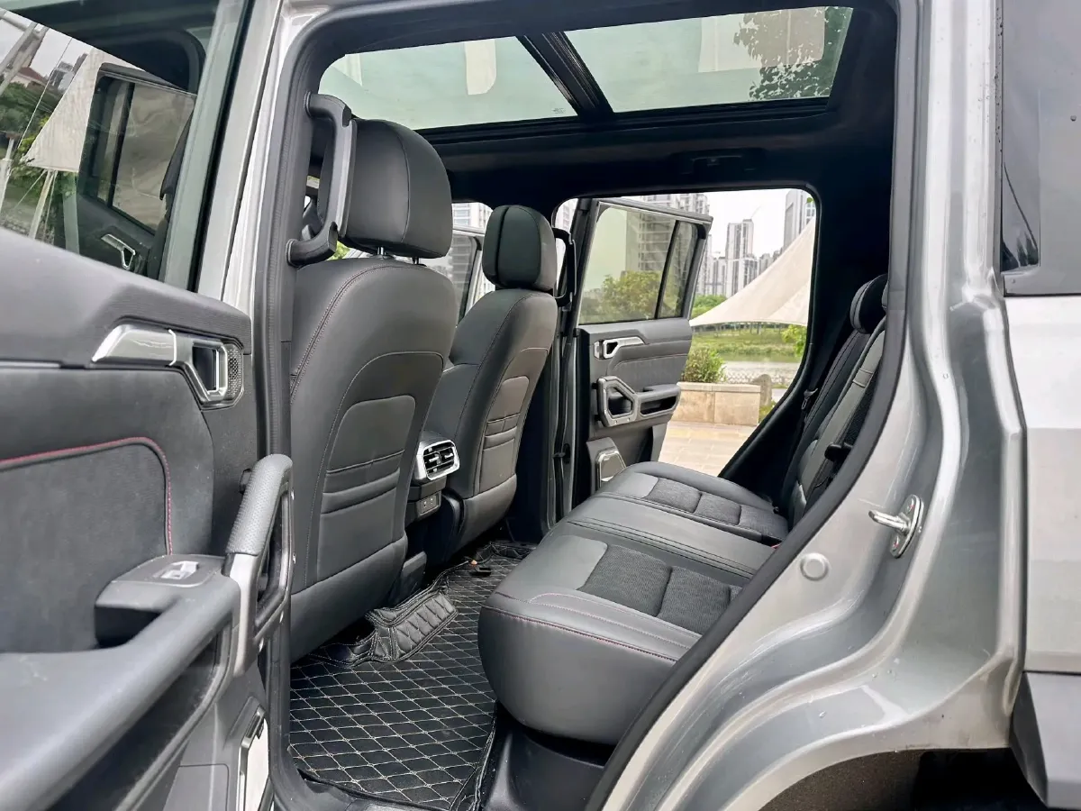 2024 Jetour Traveller 2.0T 254HP L4 7DCT,autocango,china used car exporter,china ev exporter,chinese used car exporter,chinese used ev exporter