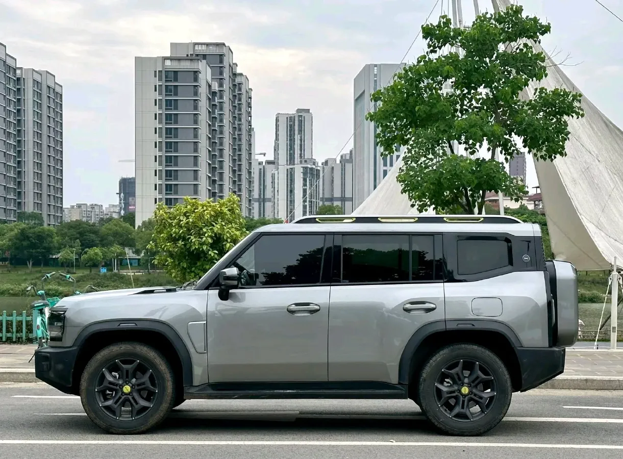 2024 Jetour Traveller 2.0T 254HP L4 7DCT,autocango,china used car exporter,china ev exporter,chinese used car exporter,chinese used ev exporter