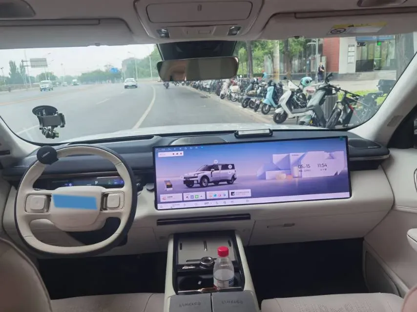 2025 LYNK&CO 900 2.0T 254HP L4 3DHT PHEV,autocango,china used car exporter,china ev exporter,chinese used car exporter,chinese used ev exporter