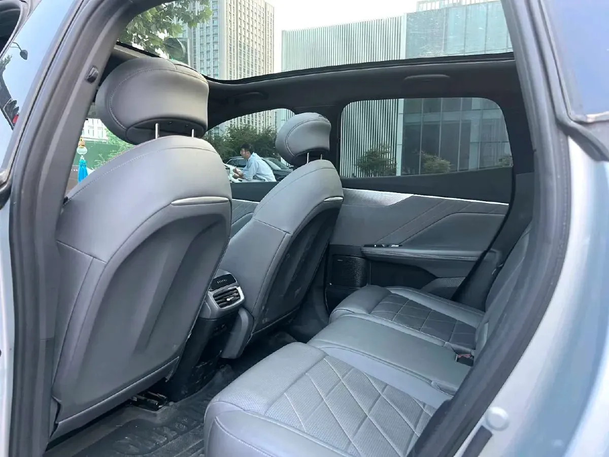 2025 ChangAn QiYuan A07 BEV 56.1KWH,autocango,china used car exporter,china ev exporter,chinese used car exporter,chinese used ev exporter