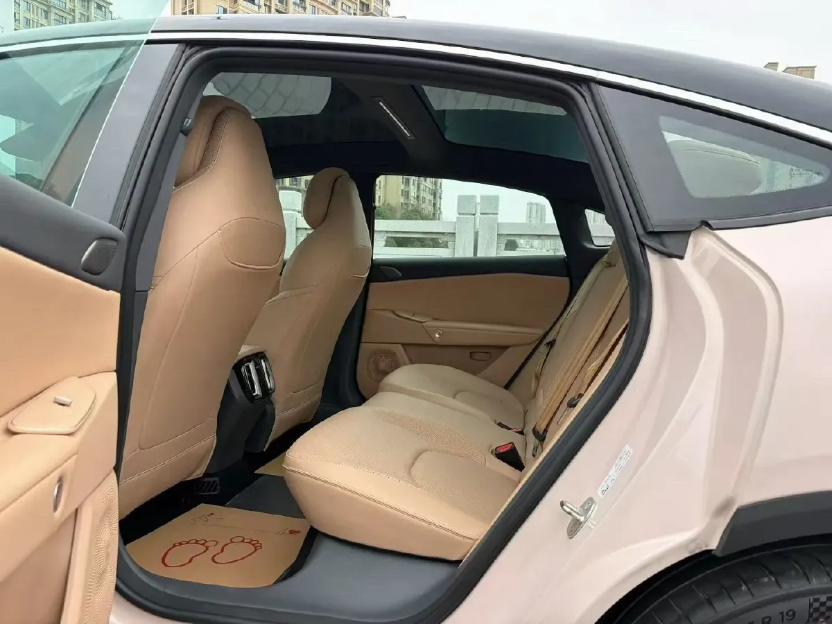 2025 ARCFOX αS5 BEV,autocango,china used car exporter,china ev exporter,chinese used car exporter,chinese used ev exporter