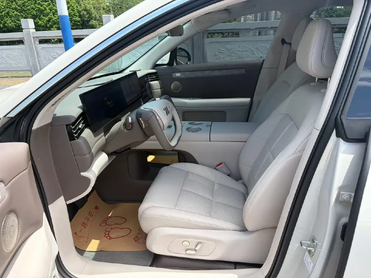 2026 IM LS6 BEV,autocango,china used car exporter,china ev exporter,chinese used car exporter,chinese used ev exporter