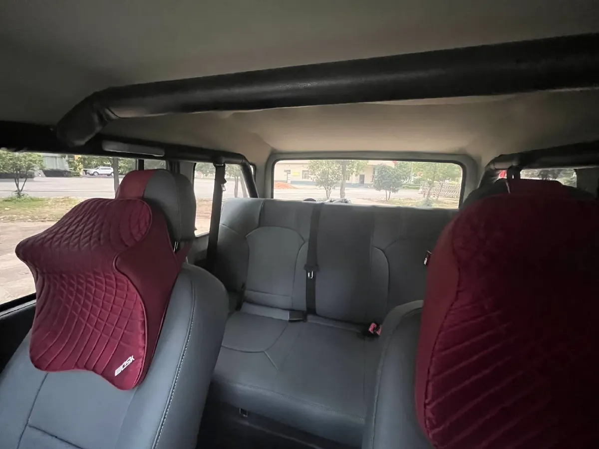 2019 BAW 212 1.5T 136HP L4 5MT,autocango,china used car exporter,china ev exporter,chinese used car exporter,chinese used ev exporter