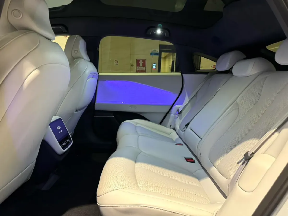 2024 Xpeng P7+ BEV 60.7KWH,autocango,china used car exporter,china ev exporter,chinese used car exporter,chinese used ev exporter