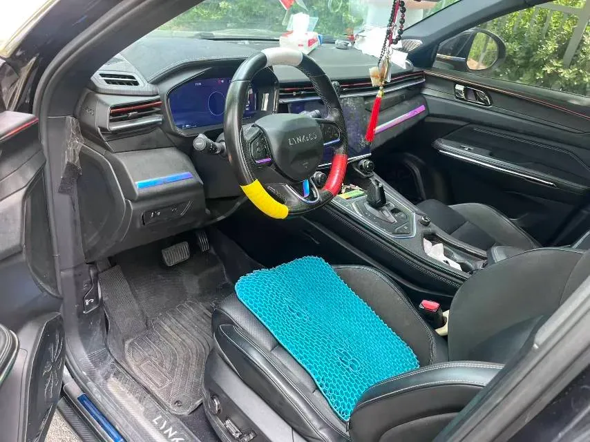 2021 LYNK&CO 01 2.0T 254HP L4 8AT,autocango,china used car exporter,china ev exporter,chinese used car exporter,chinese used ev exporter