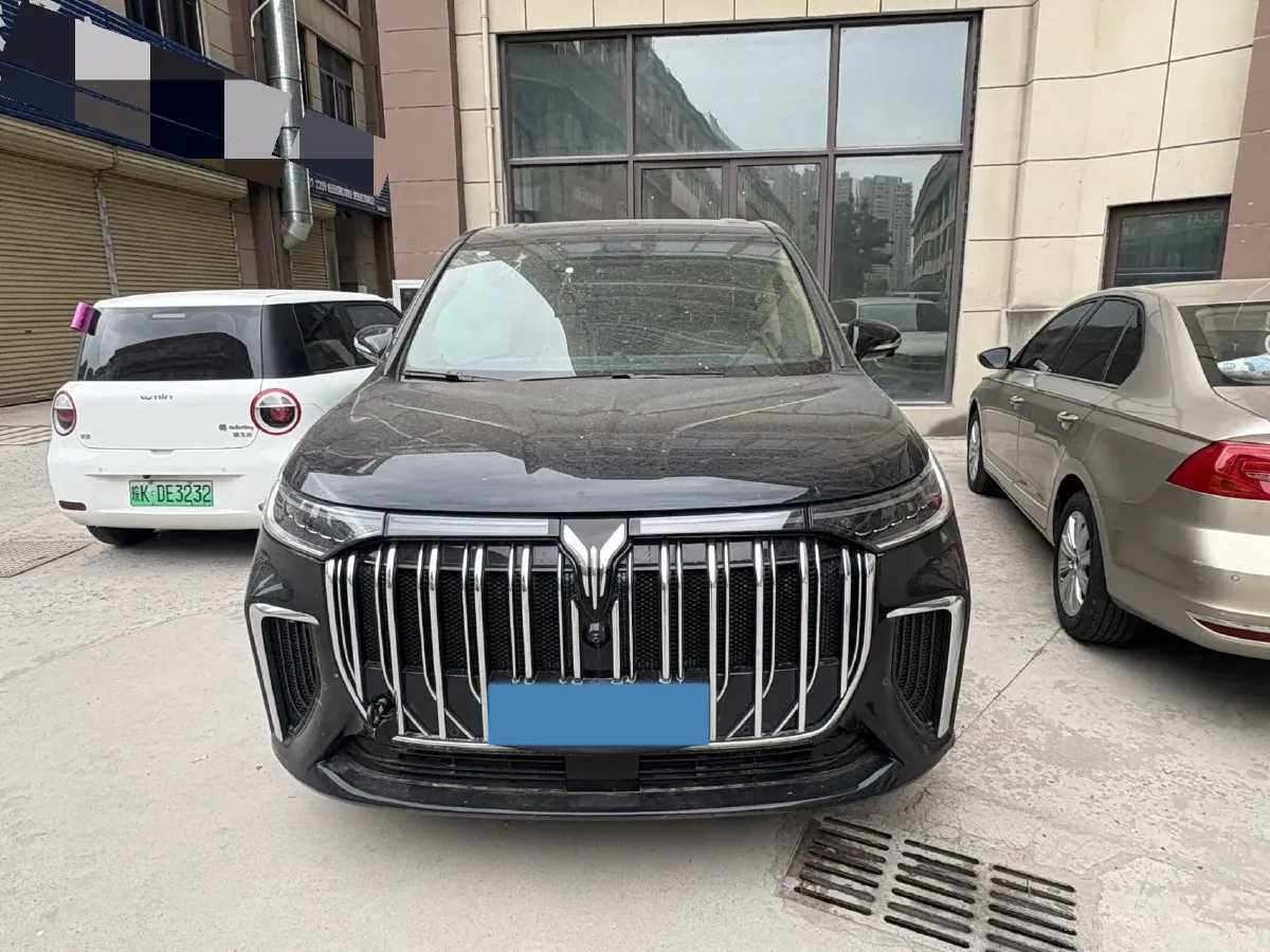 2022 Voyah Dream 1.5T 136HP L4 PHEV 25.57KWH,autocango,china used car exporter,china ev exporter,chinese used car exporter,chinese used ev exporter