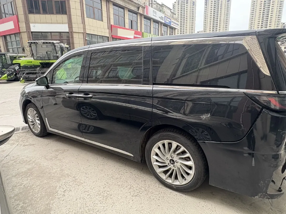 2022 Voyah Dream 1.5T 136HP L4 PHEV 25.57KWH,autocango,china used car exporter,china ev exporter,chinese used car exporter,chinese used ev exporter