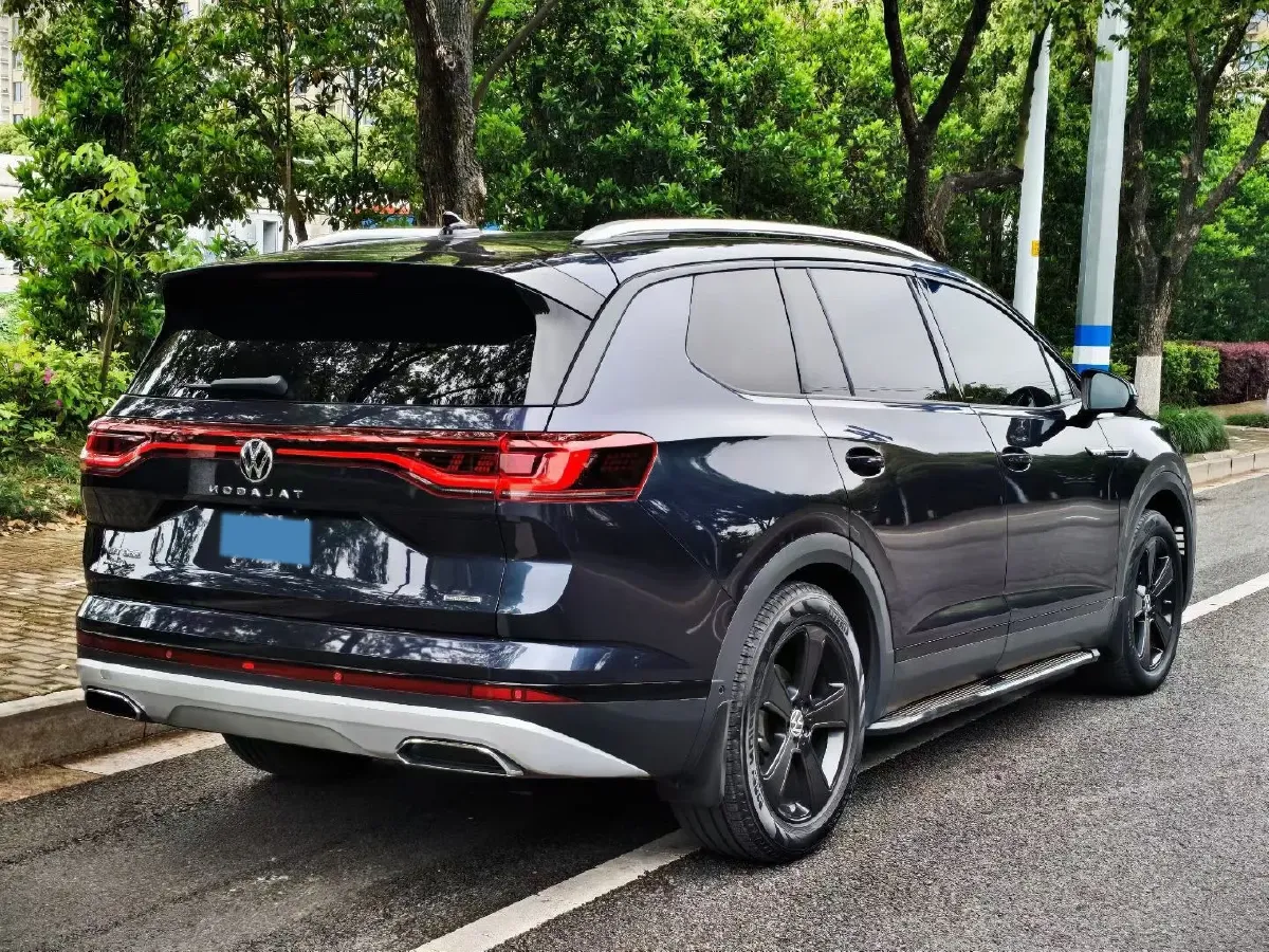 2022 Volkswagen Talagon 2.0T 220HP L4 7DCT,autocango,china used car exporter,china ev exporter,chinese used car exporter,chinese used ev exporter