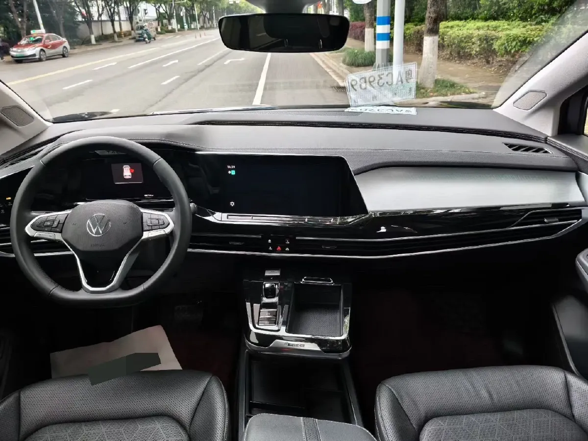 2022 Volkswagen Talagon 2.0T 220HP L4 7DCT,autocango,china used car exporter,china ev exporter,chinese used car exporter,chinese used ev exporter