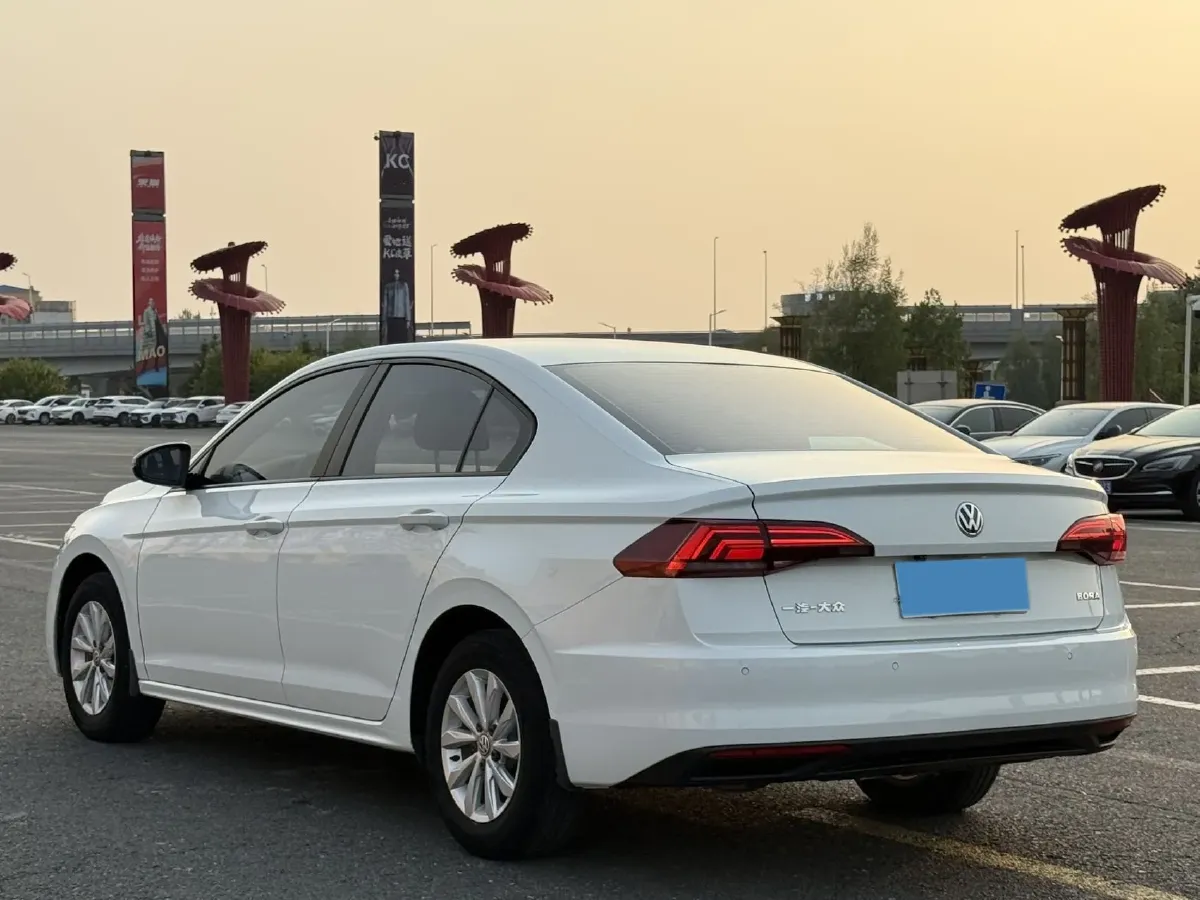 2019 Bestune T77 1.2T 143HP L4 7DCT,autocango,china used car exporter,china ev exporter,chinese used car exporter,chinese used ev exporter