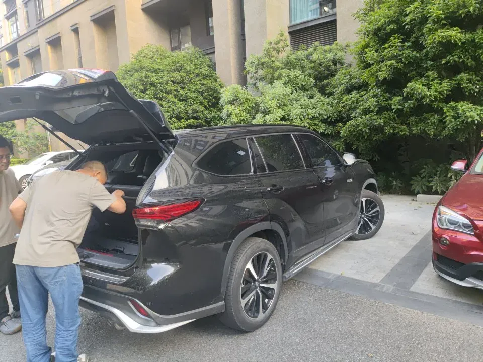 2021 Toyota Crown Kluger 2.5L 192HP L4 E-CVT Hybrid,autocango,china used car exporter,china ev exporter,chinese used car exporter,chinese used ev exporter