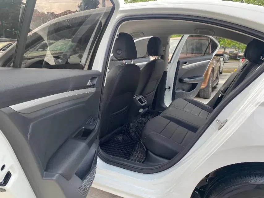 2020 Volkswagen Bora 1.5L 113HP L4 6AT,autocango,china used car exporter,china ev exporter,chinese used car exporter,chinese used ev exporter