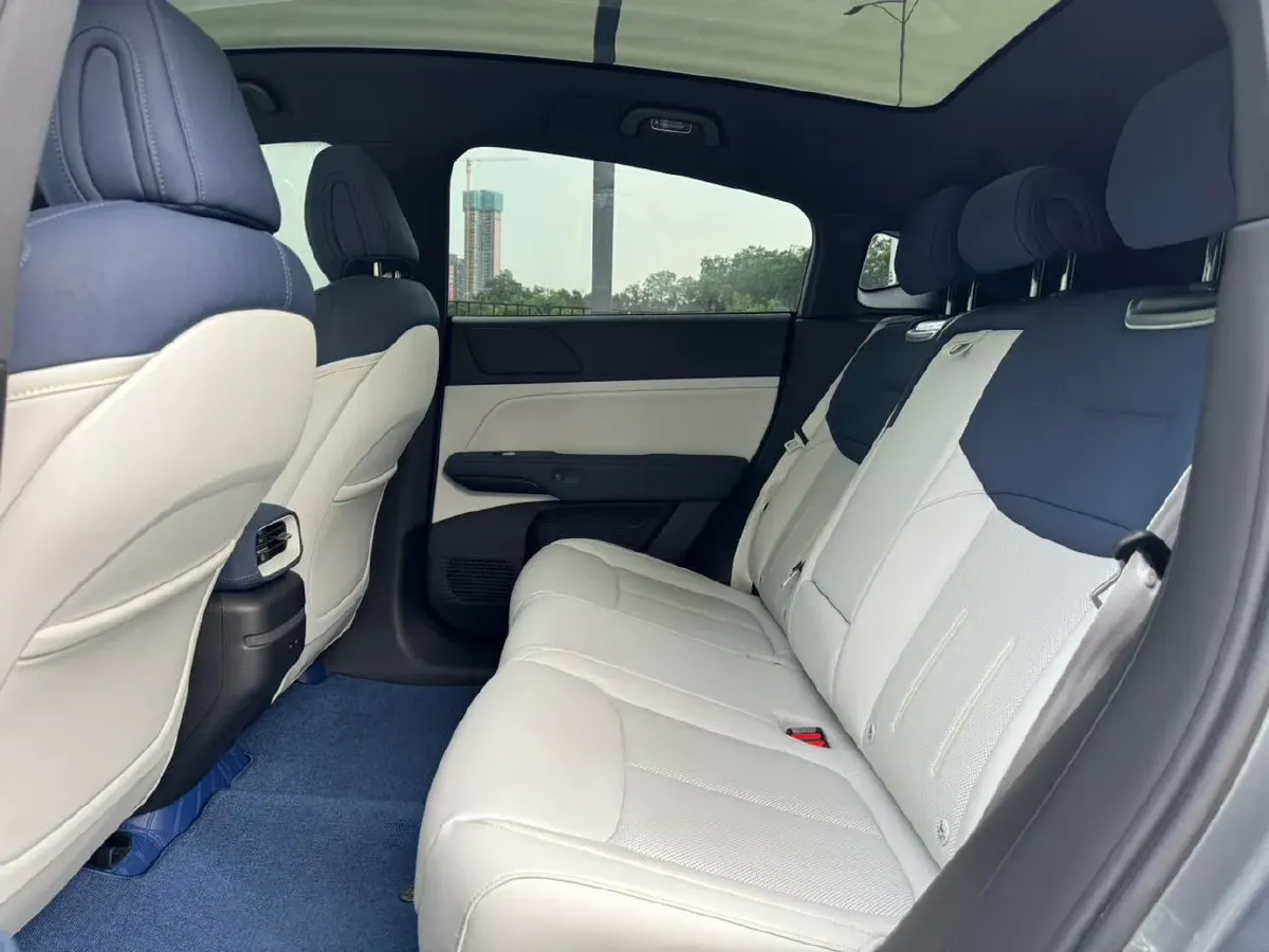 2023 Xpeng G6 BEV 87.5KWH,autocango,china used car exporter,china ev exporter,chinese used car exporter,chinese used ev exporter