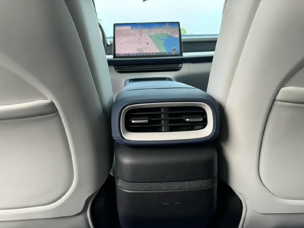 2023 Xpeng G6 BEV 87.5KWH,autocango,china used car exporter,china ev exporter,chinese used car exporter,chinese used ev exporter