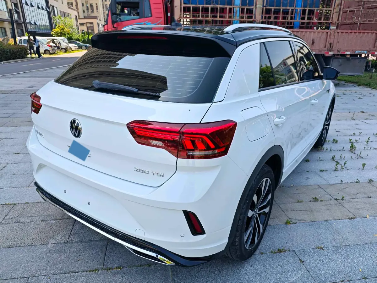 2022 Volkswagen T-Roc 1.4T 150HP L4 7DCT,autocango,china used car exporter,china ev exporter,chinese used car exporter,chinese used ev exporter