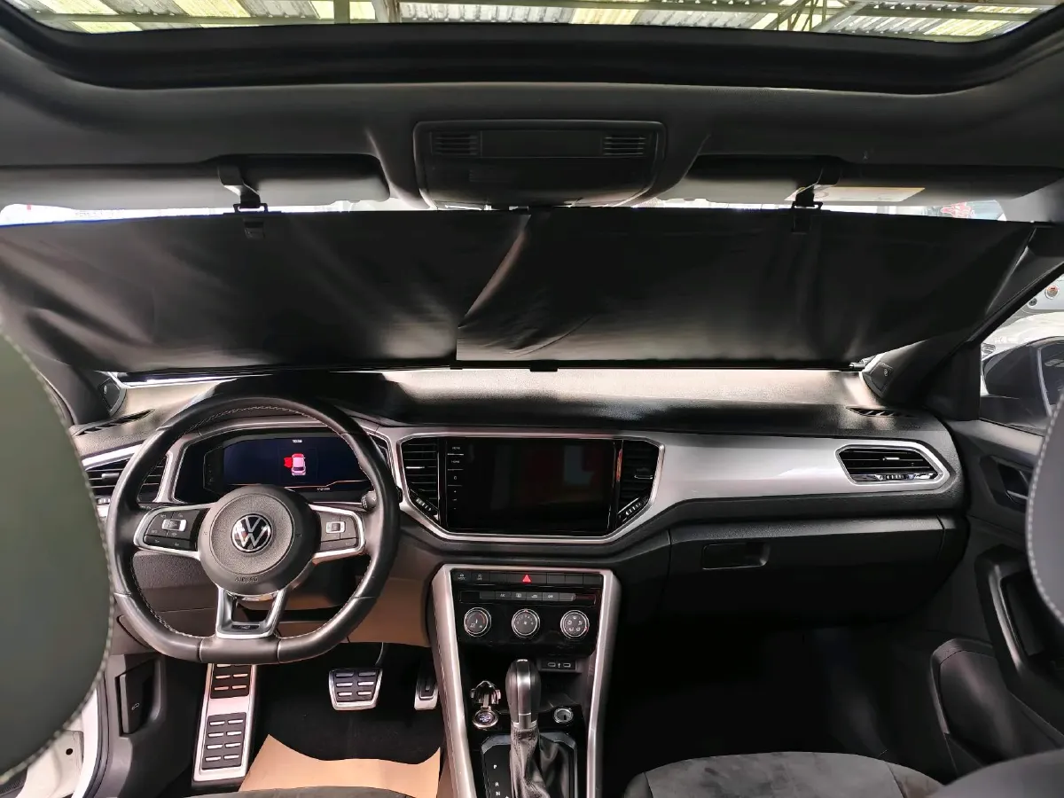 2022 Volkswagen T-Roc 1.4T 150HP L4 7DCT,autocango,china used car exporter,china ev exporter,chinese used car exporter,chinese used ev exporter