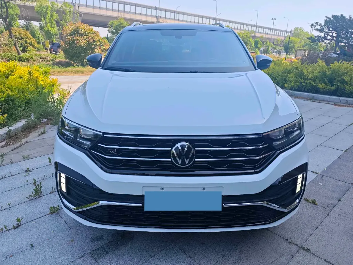 2022 Volkswagen T-Roc 1.4T 150HP L4 7DCT,autocango,china used car exporter,china ev exporter,chinese used car exporter,chinese used ev exporter