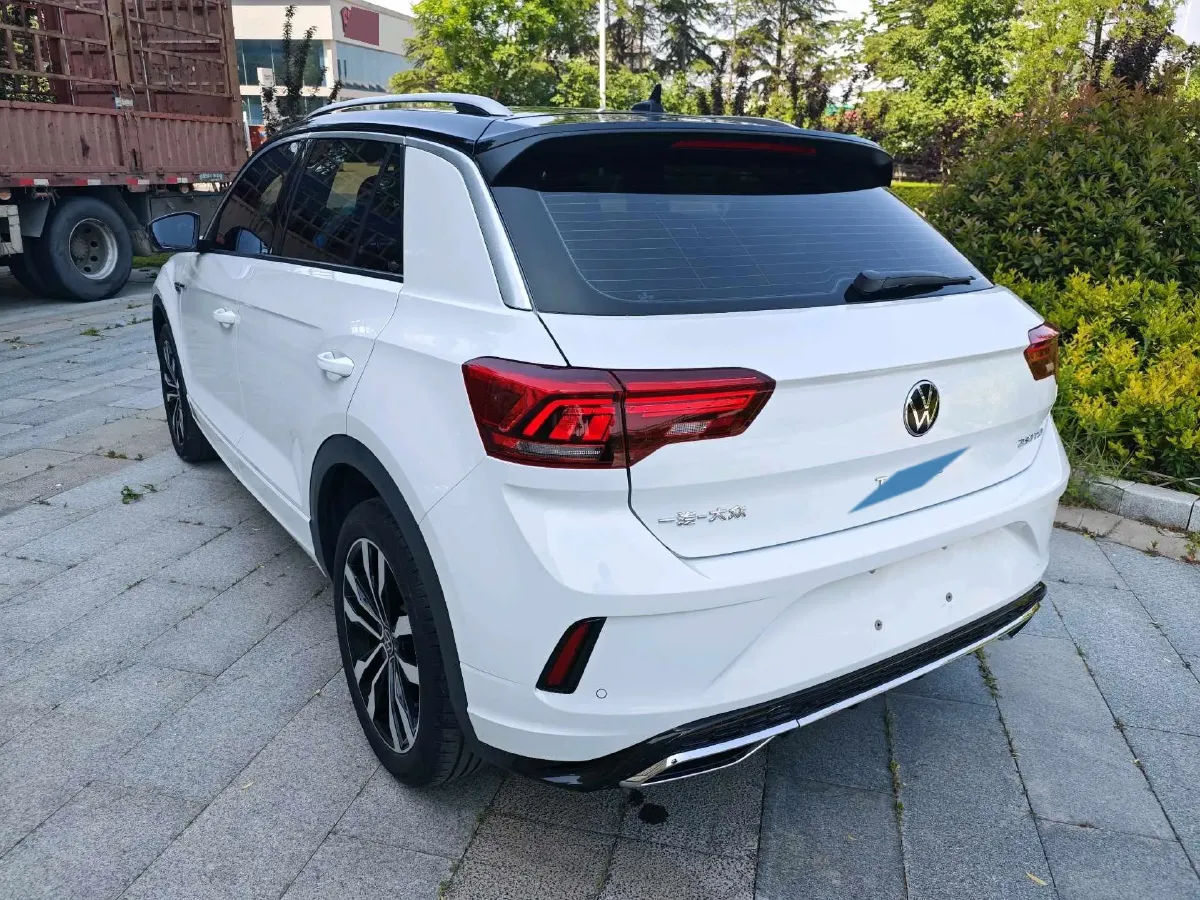2022 Volkswagen T-Roc 1.4T 150HP L4 7DCT,autocango,china used car exporter,china ev exporter,chinese used car exporter,chinese used ev exporter