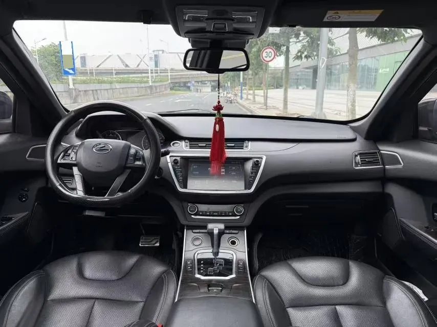 2016 Landwind X7 2.0T 190HP L4 8AT,autocango,china used car exporter,china ev exporter,chinese used car exporter,chinese used ev exporter