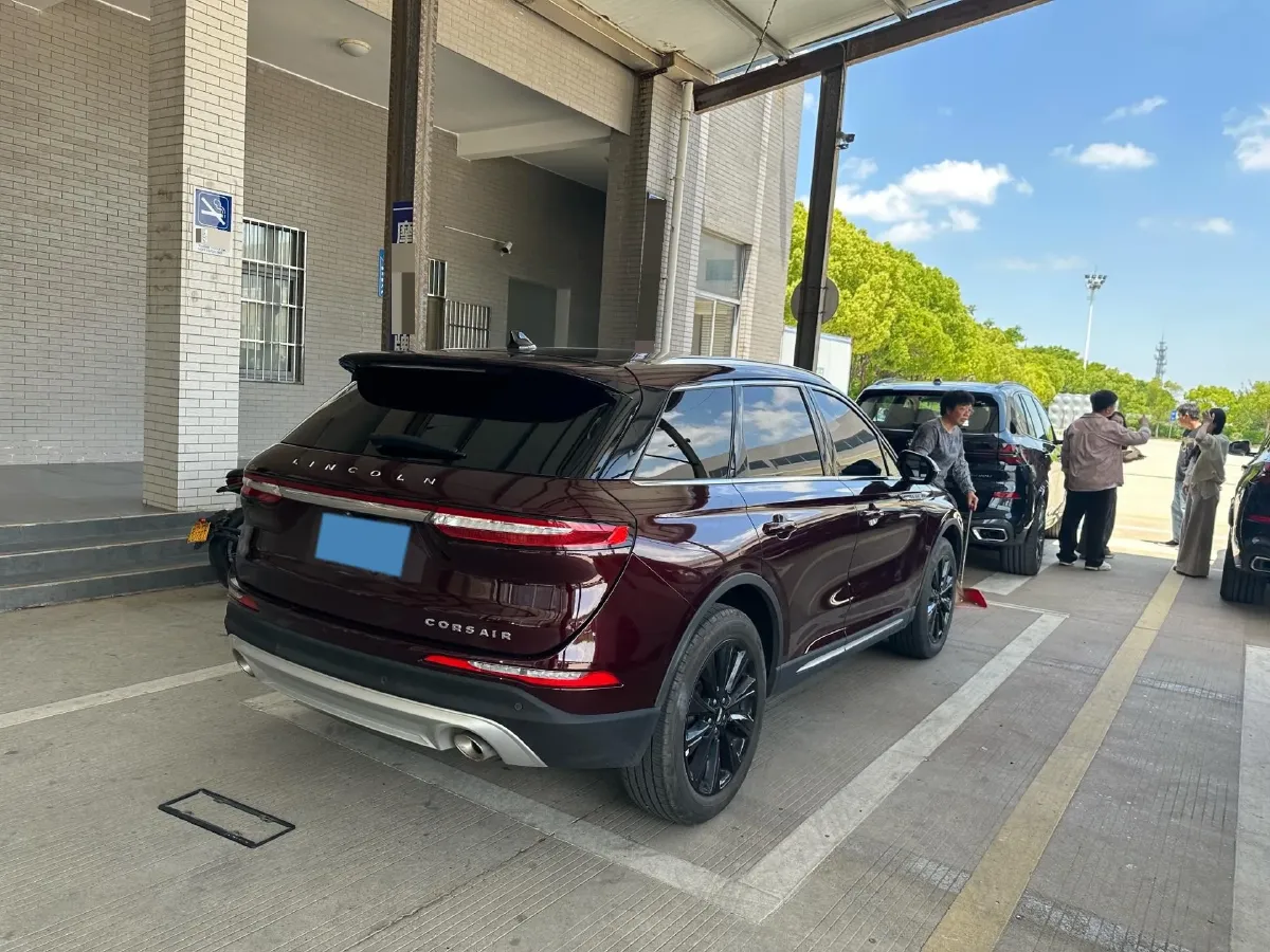 2022 Lincoln Corsair 2.0T 245HP L4 8AT,autocango,china used car exporter,china ev exporter,chinese used car exporter,chinese used ev exporter