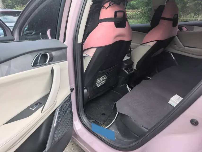 2023 LYNK&CO 06 1.5T 181HP L4 7DCT,autocango,china used car exporter,china ev exporter,chinese used car exporter,chinese used ev exporter