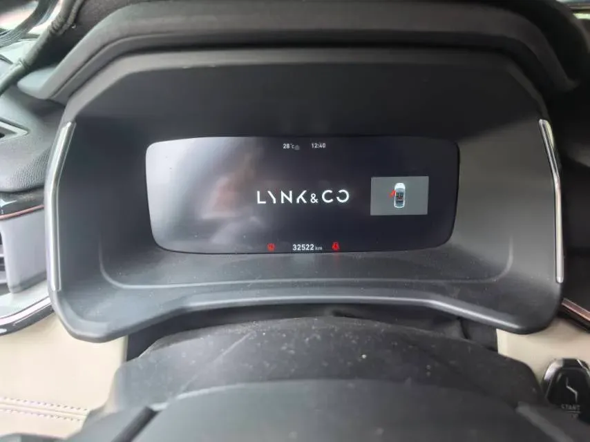 2023 LYNK&CO 06 1.5T 181HP L4 7DCT,autocango,china used car exporter,china ev exporter,chinese used car exporter,chinese used ev exporter