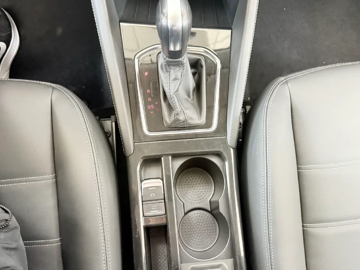 2022 Jetta VS5 1.4T 150HP L4 6AT,autocango,china used car exporter,china ev exporter,chinese used car exporter,chinese used ev exporter