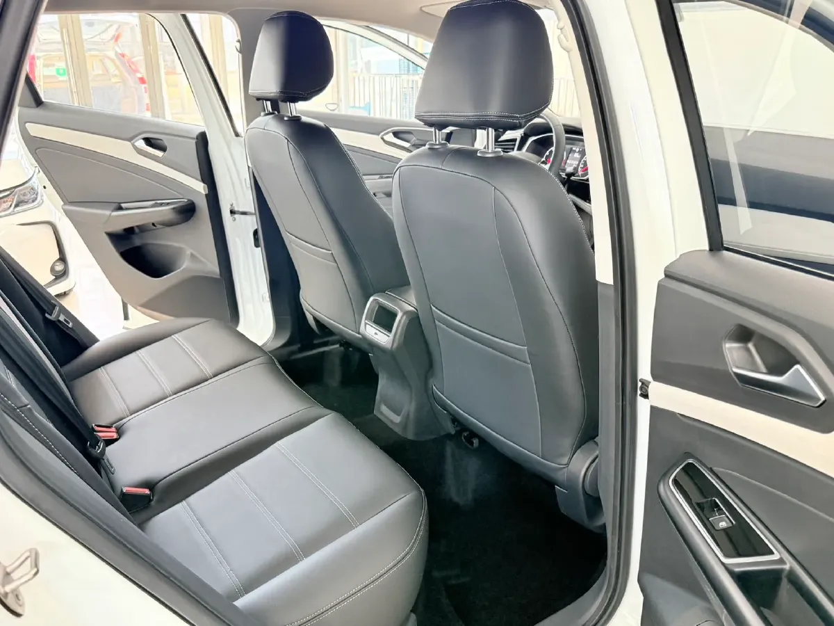 2022 Jetta VS5 1.4T 150HP L4 6AT,autocango,china used car exporter,china ev exporter,chinese used car exporter,chinese used ev exporter