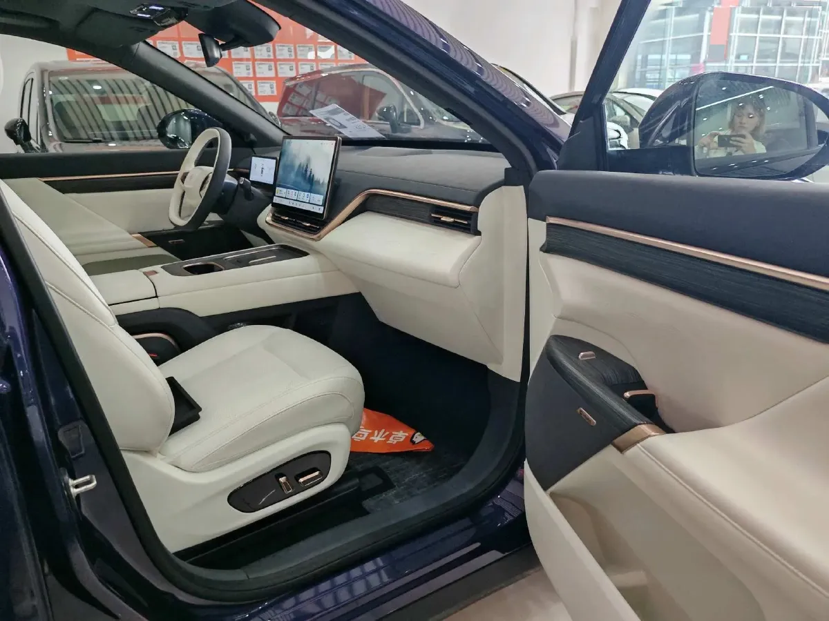 2024 DongFeng eπ eπ008 BEV 82.28KWH,autocango,china used car exporter,china ev exporter,chinese used car exporter,chinese used ev exporter