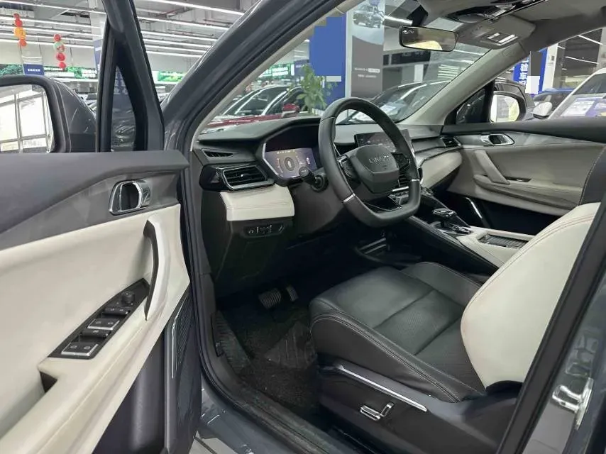 2020 LYNK&CO 06 EM-P 1.5T 177HP L3 7DCT PHEV 11.3KWH,autocango,china used car exporter,china ev exporter,chinese used car exporter,chinese used ev exporter