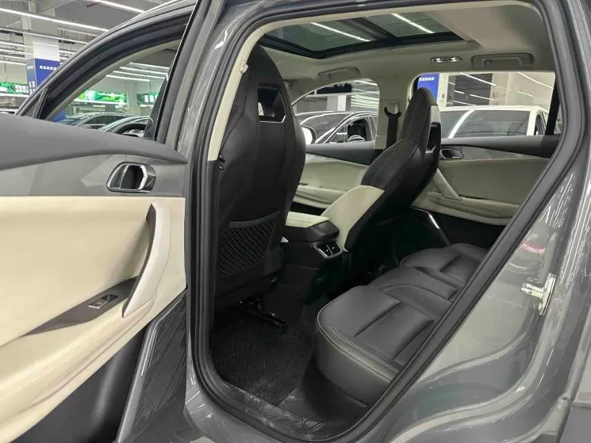 2020 LYNK&CO 06 EM-P 1.5T 177HP L3 7DCT PHEV 11.3KWH,autocango,china used car exporter,china ev exporter,chinese used car exporter,chinese used ev exporter