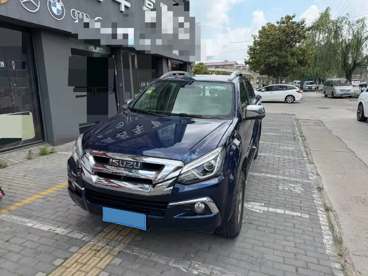 2020 Isuzu D-MAX 1.9T 163HP L4 6AT,autocango,china used car exporter,china ev exporter,chinese used car exporter,chinese used ev exporter