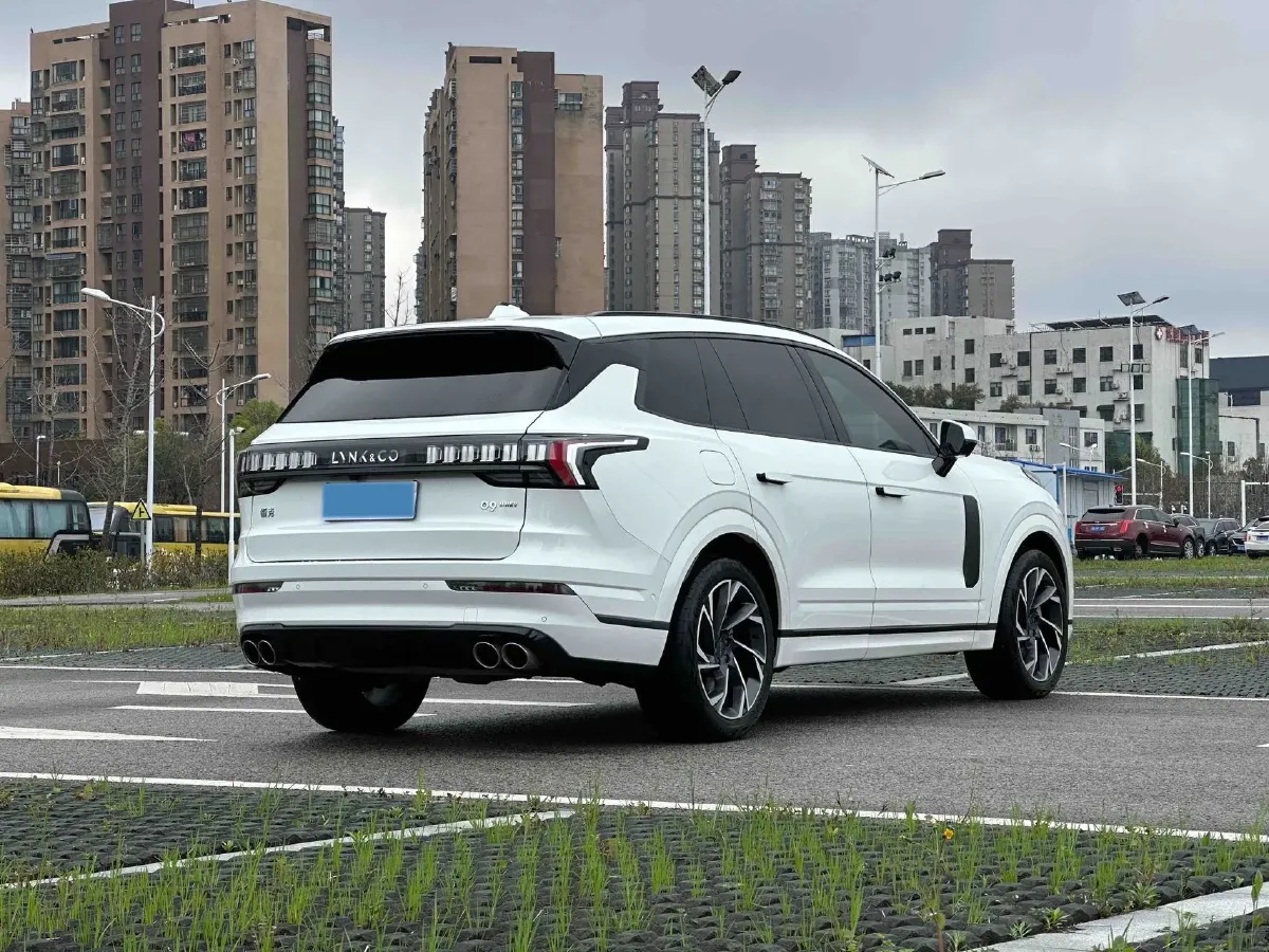 2021 Buick GL8 2.0T 237HP L4 9AT,autocango,china used car exporter,china ev exporter,chinese used car exporter,chinese used ev exporter