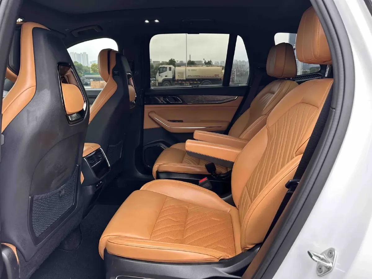 2021 Buick GL8 2.0T 237HP L4 9AT,autocango,china used car exporter,china ev exporter,chinese used car exporter,chinese used ev exporter