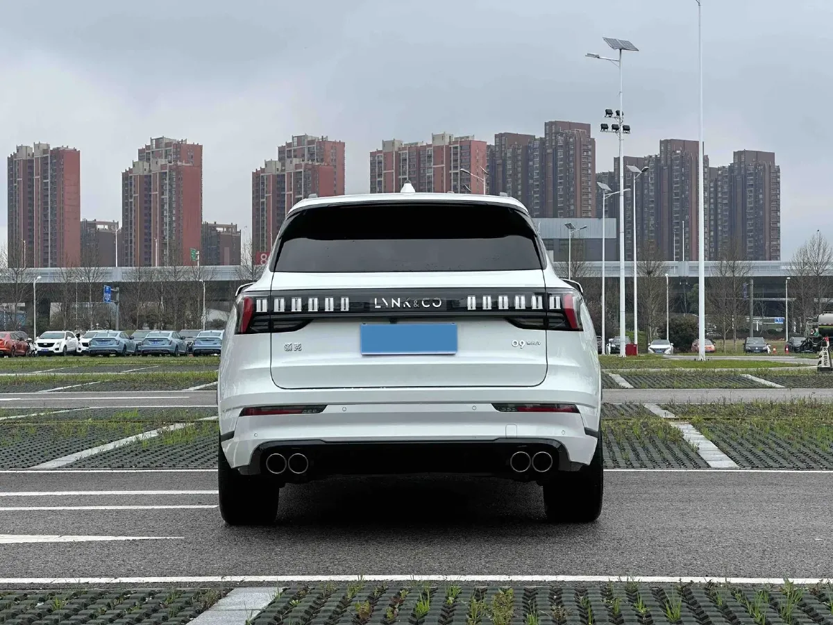 2021 Buick GL8 2.0T 237HP L4 9AT,autocango,china used car exporter,china ev exporter,chinese used car exporter,chinese used ev exporter
