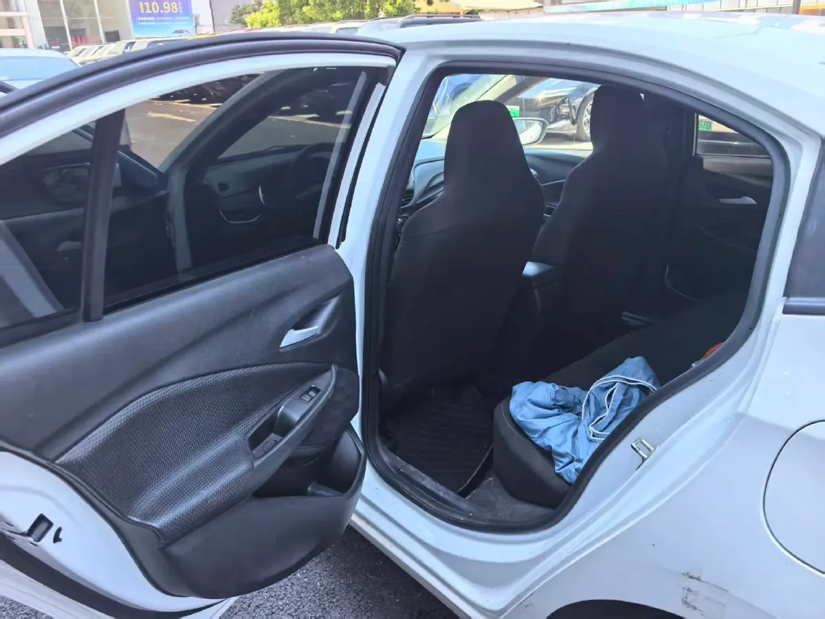 2020 Chevrolet Cavalier 1.0T 125HP L3 6AT,autocango,china used car exporter,china ev exporter,chinese used car exporter,chinese used ev exporter