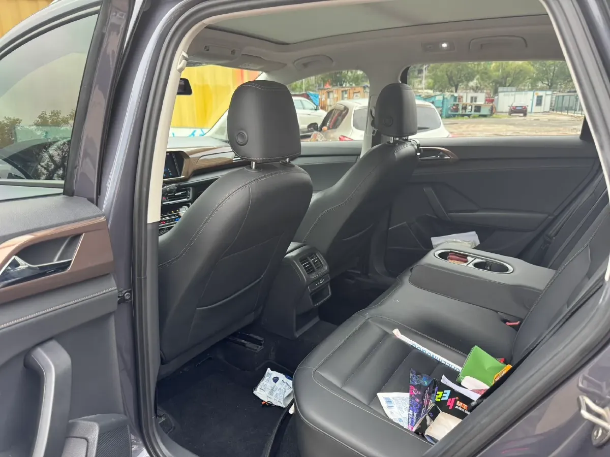 2021 Volkswagen Tharu 1.4T 150HP L4 7DCT,autocango,china used car exporter,china ev exporter,chinese used car exporter,chinese used ev exporter