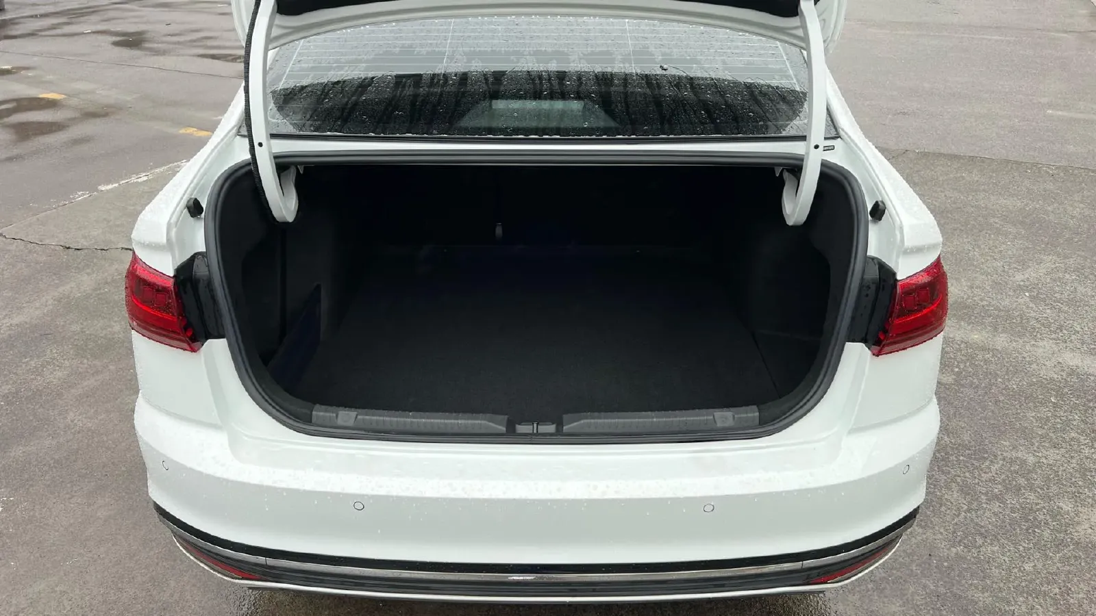 2023 Volkswagen Bora 1.2T 116HP L4 7DCT,autocango,china used car exporter,china ev exporter,chinese used car exporter,chinese used ev exporter