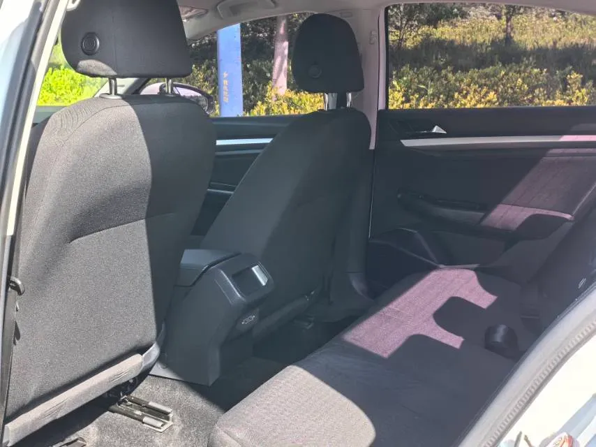 2020 Volkswagen Bora 1.5L 113HP L4 5MT,autocango,china used car exporter,china ev exporter,chinese used car exporter,chinese used ev exporter
