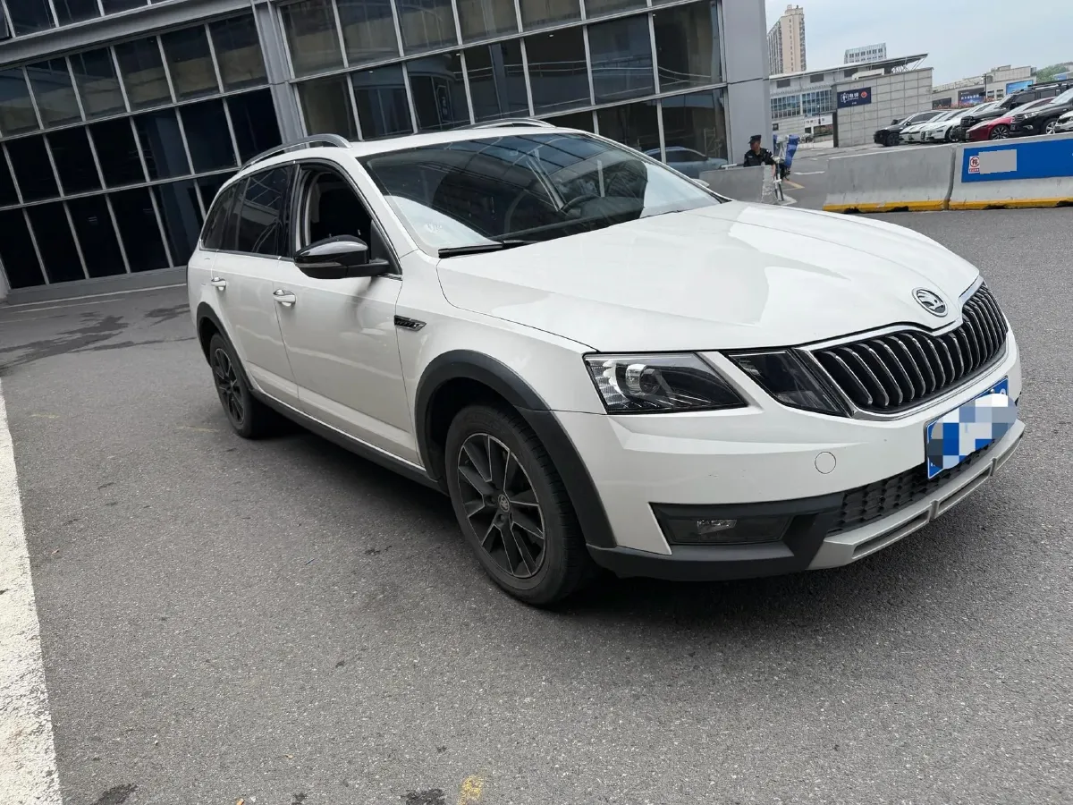 2018 Skoda Octavia 1.2T 116HP L4 7DCT,autocango,china used car exporter,china ev exporter,chinese used car exporter,chinese used ev exporter