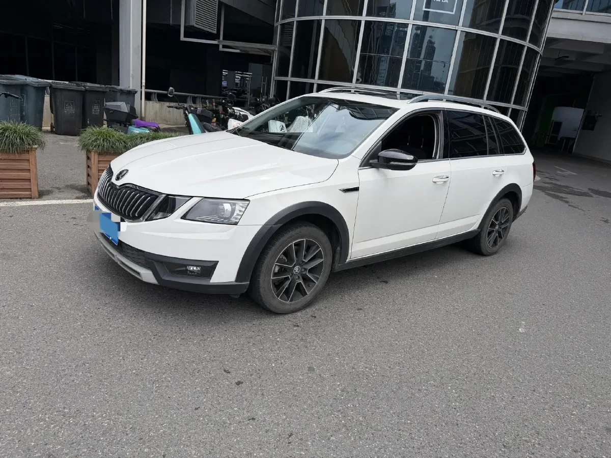 2018 Skoda Octavia 1.2T 116HP L4 7DCT,autocango,china used car exporter,china ev exporter,chinese used car exporter,chinese used ev exporter