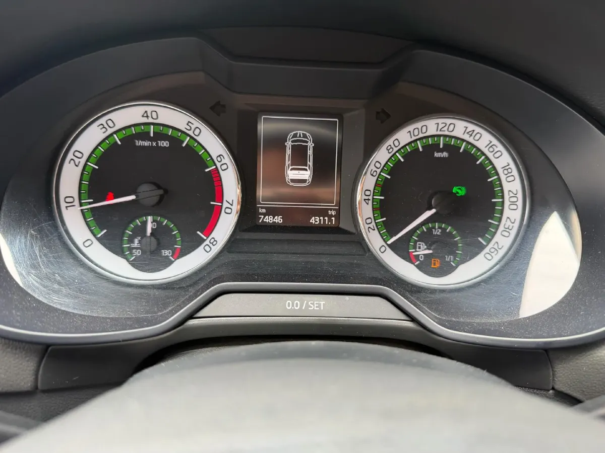 2018 Skoda Octavia 1.2T 116HP L4 7DCT,autocango,china used car exporter,china ev exporter,chinese used car exporter,chinese used ev exporter