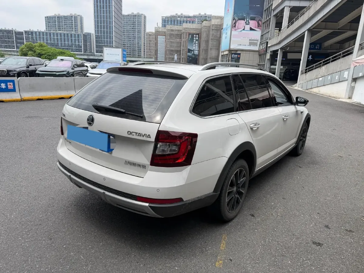 2018 Skoda Octavia 1.2T 116HP L4 7DCT,autocango,china used car exporter,china ev exporter,chinese used car exporter,chinese used ev exporter