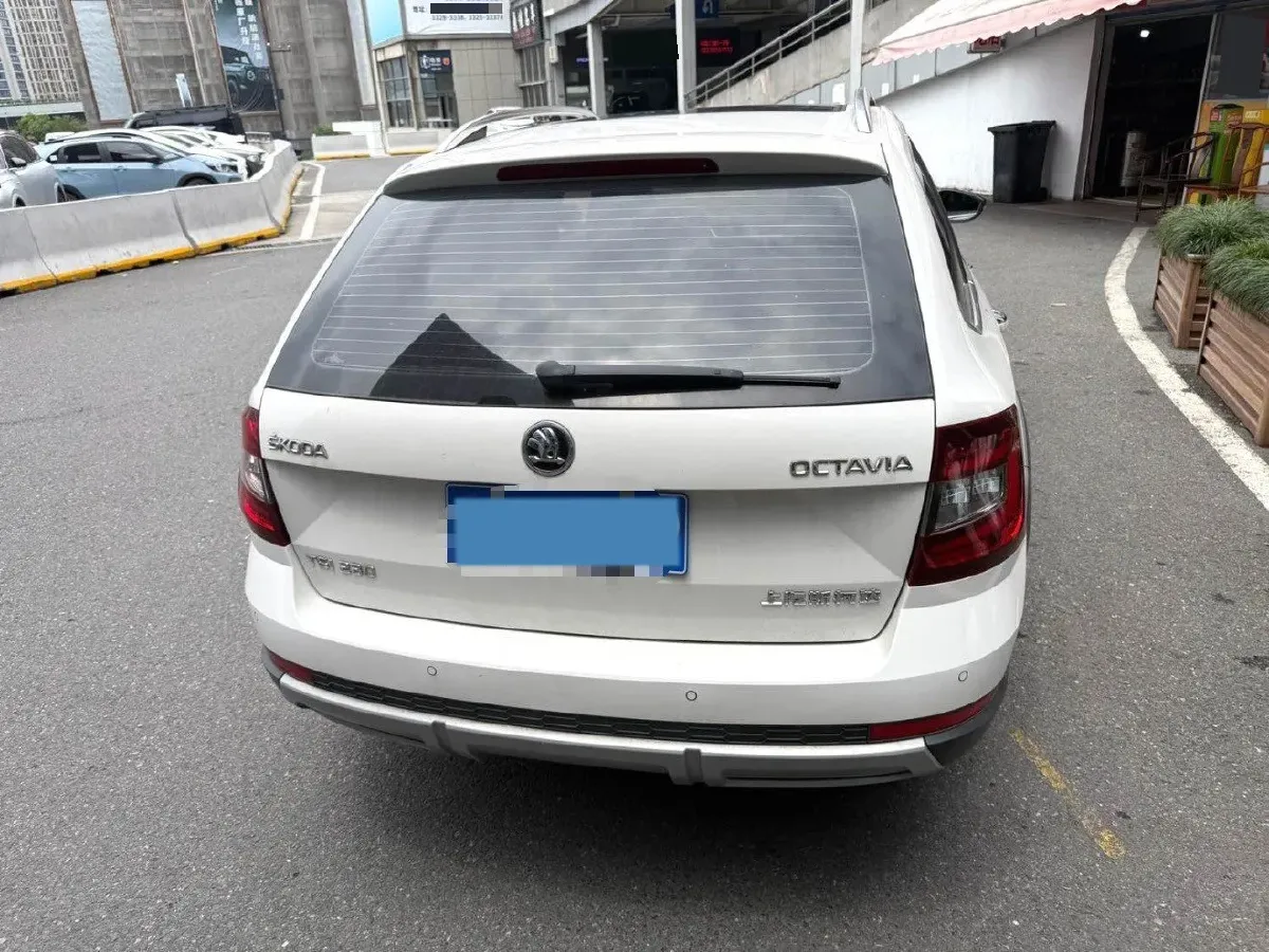 2018 Skoda Octavia 1.2T 116HP L4 7DCT,autocango,china used car exporter,china ev exporter,chinese used car exporter,chinese used ev exporter