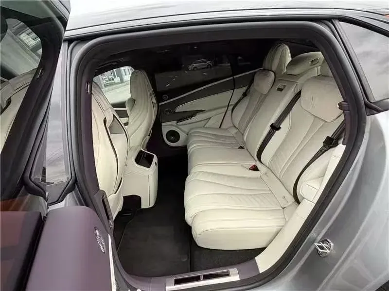 2025 YangWang U7 BEV 135.5KWH,autocango,china used car exporter,china ev exporter,chinese used car exporter,chinese used ev exporter