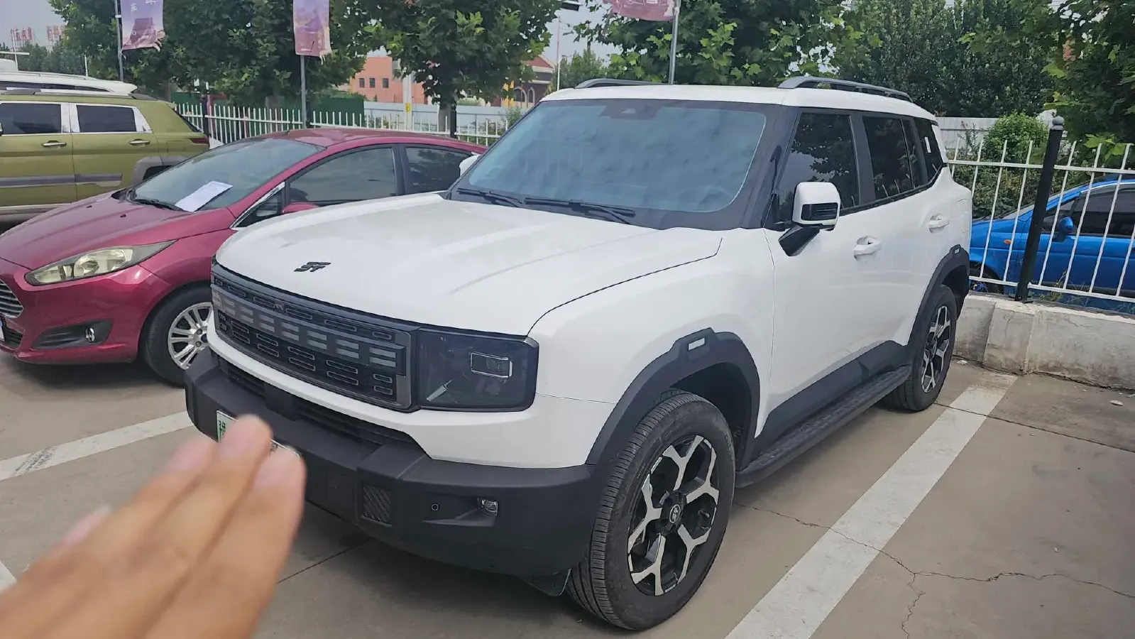 2025 MAXUS XinTu V70 2.0T 150HP L4 9AT,autocango,china used car exporter,china ev exporter,chinese used car exporter,chinese used ev exporter