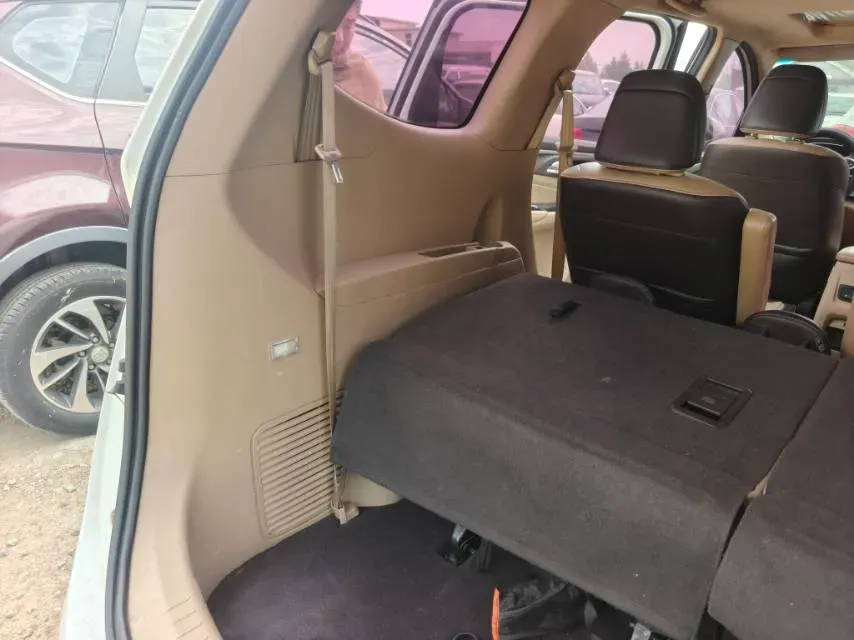 2017 BaoJun 730 1.5T 150HP L4 6MT,autocango,china used car exporter,china ev exporter,chinese used car exporter,chinese used ev exporter