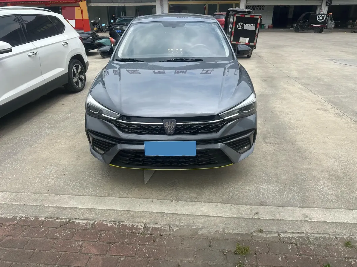 2021 Roewe i5 1.5L 120HP L4 CVT,autocango,china used car exporter,china ev exporter,chinese used car exporter,chinese used ev exporter