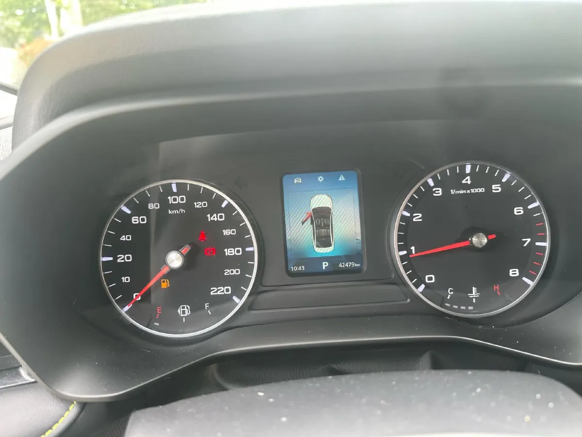 2021 Roewe i5 1.5L 120HP L4 CVT,autocango,china used car exporter,china ev exporter,chinese used car exporter,chinese used ev exporter