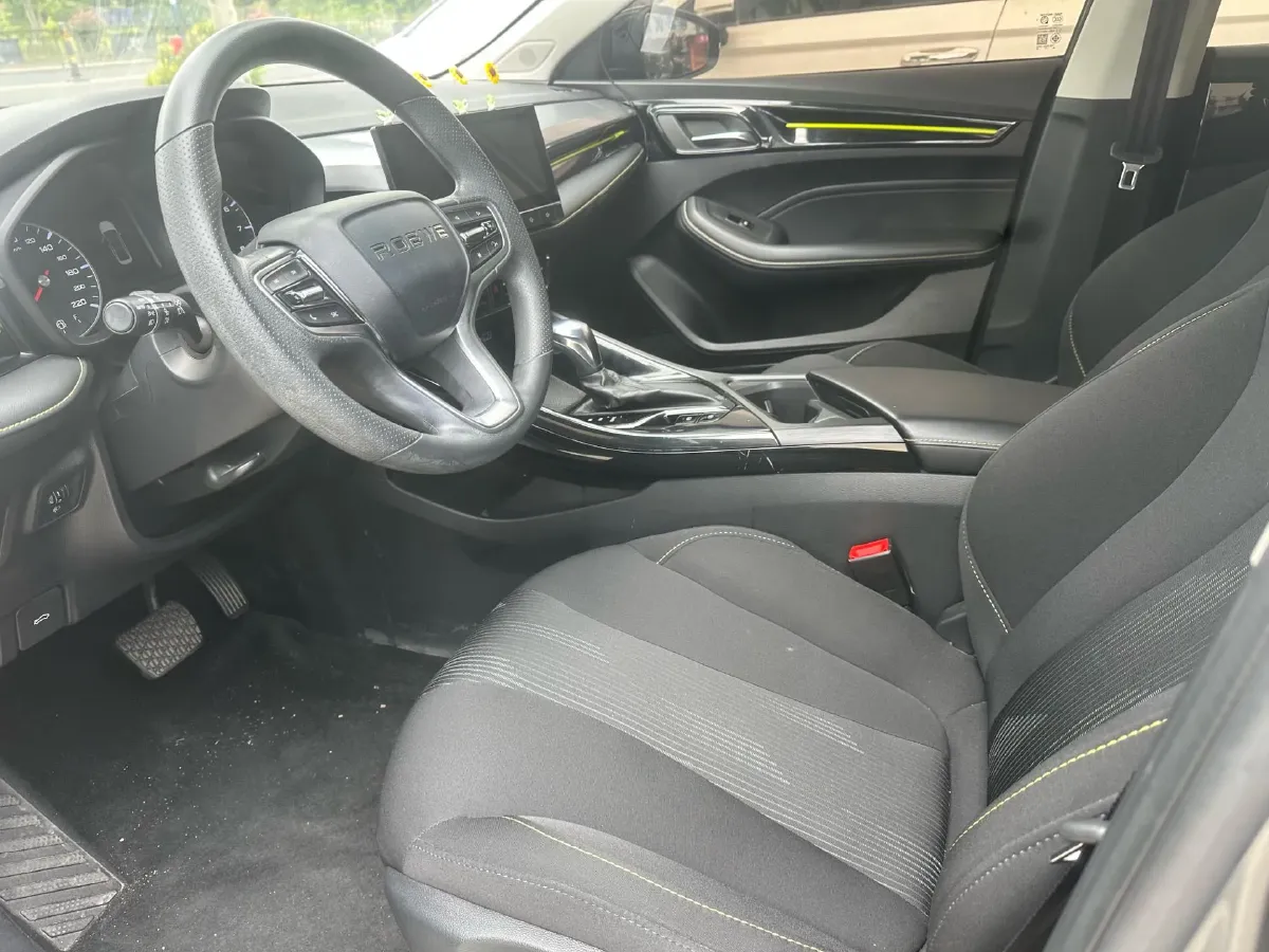 2021 Roewe i5 1.5L 120HP L4 CVT,autocango,china used car exporter,china ev exporter,chinese used car exporter,chinese used ev exporter